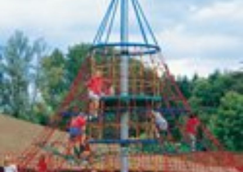 Klimnet piramide Dino 1