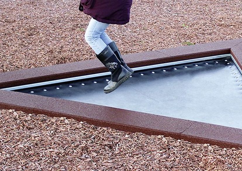 Trampoline “Triangulum”