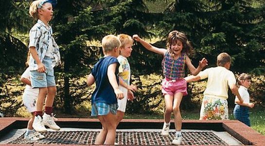 Trampoline 2000, opbouw