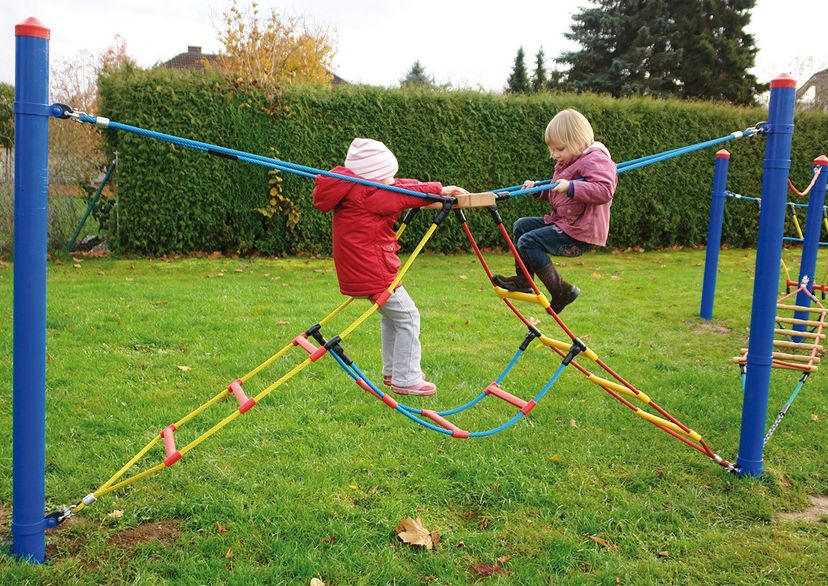 Drietraps ladder "Fun-Parcours" voor robiniahouten palen