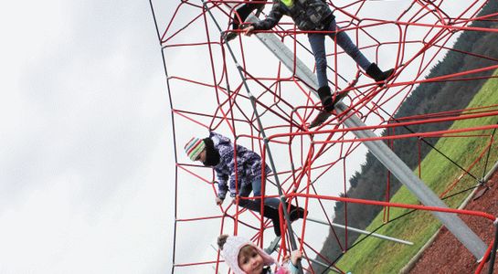 SPIDER 6 touwpiramide met 4 spanbevestigingen