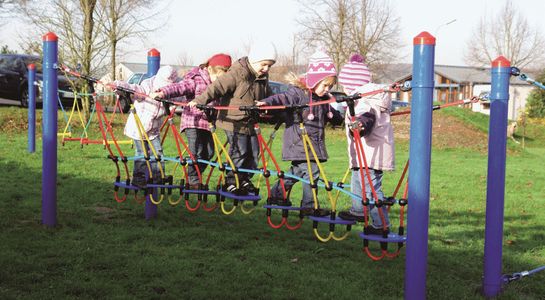Avonturenbrug “Wackelteller”