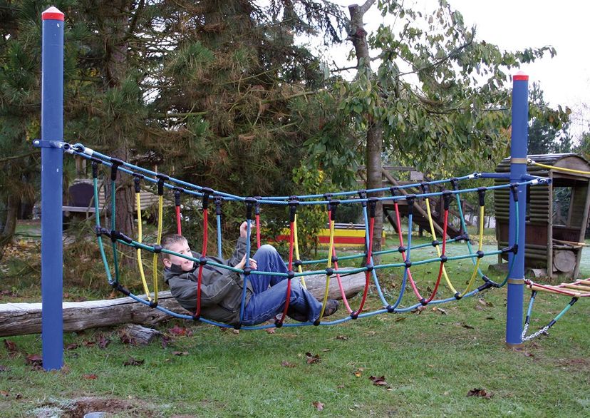 Brug "Fun-Parcours" voor robiniahouten palen
