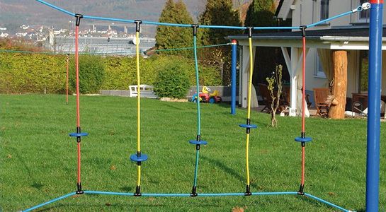 Kleine Teller "Fun-Parcours" voor robiniahouten palen