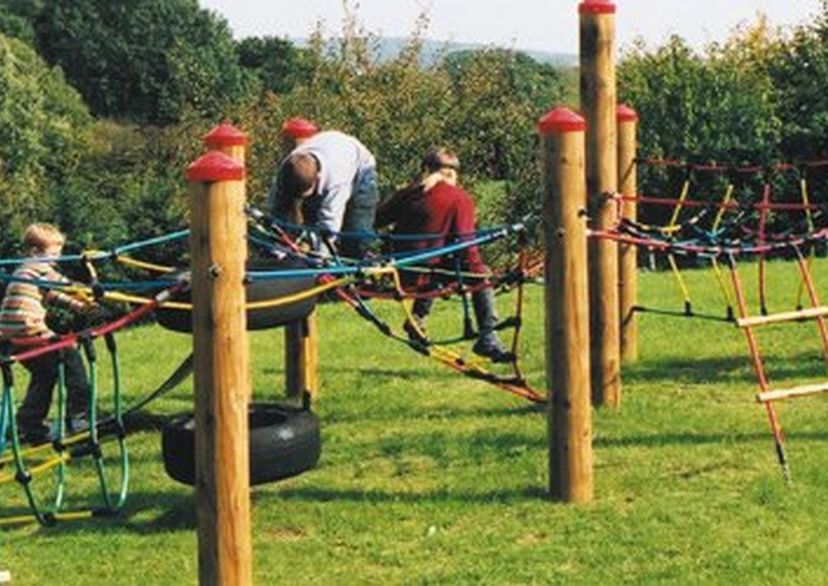 Kabouterbos type 1 met stalen palen