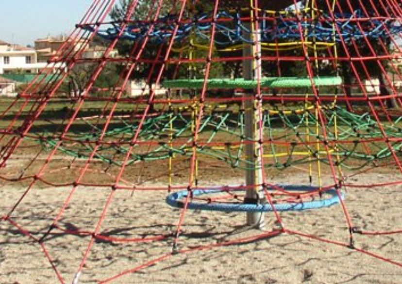 Klimnet piramide Dino 1 6