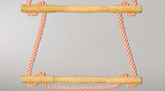 PP touwladder met acaciahouten sporten