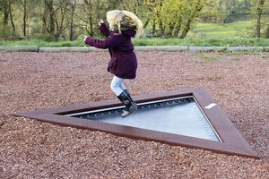 Trampoline “Triangulum”