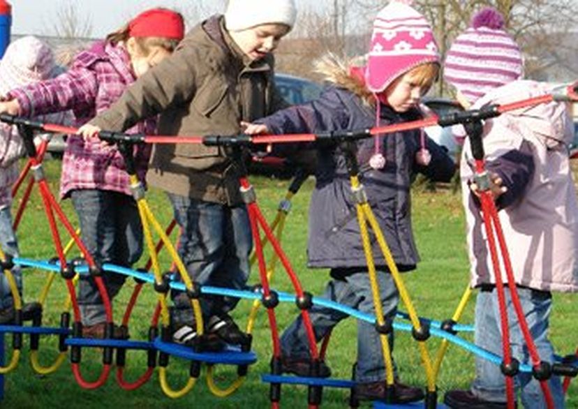 Avonturenbrug “Wackelteller”