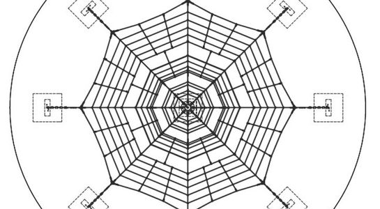 Klimnet-Piramide Black Space