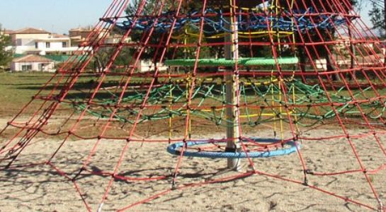 Klimnet piramide Dino 1 6