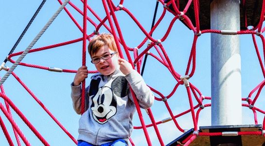 SPIDER 6 touwpiramide met 4 spanbevestigingen