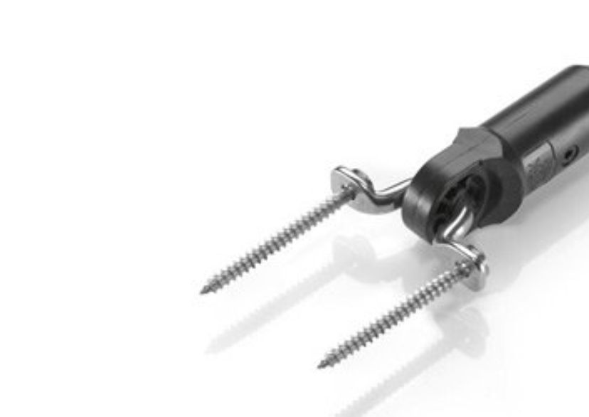 Eindstuk met rvs beugel en 2 houtschroeven M6 x 70 mm