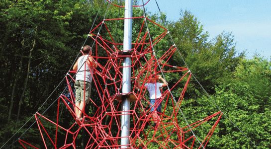 SPIDER 8 touwpiramide met 6 spanbevestigingen